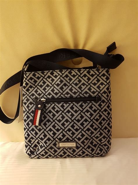 morral tommy hilfiger